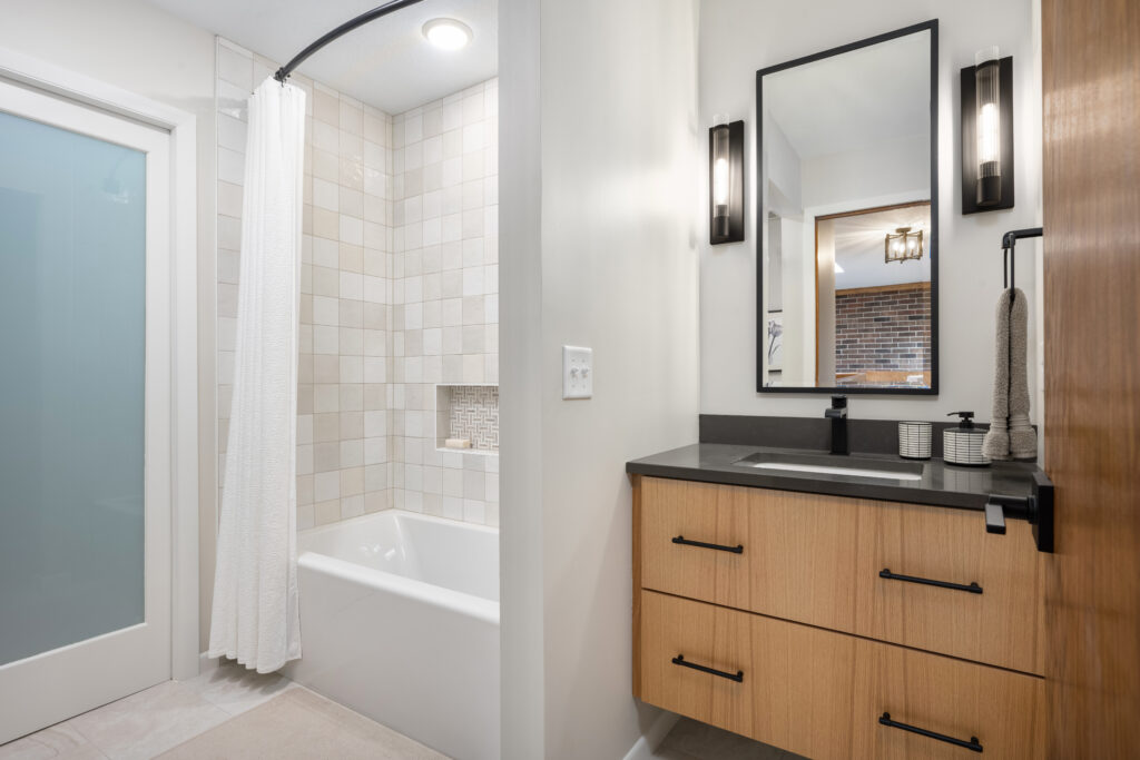 Photo inspiration: Picture Idea: Serene Bathroom Shoreview Mn